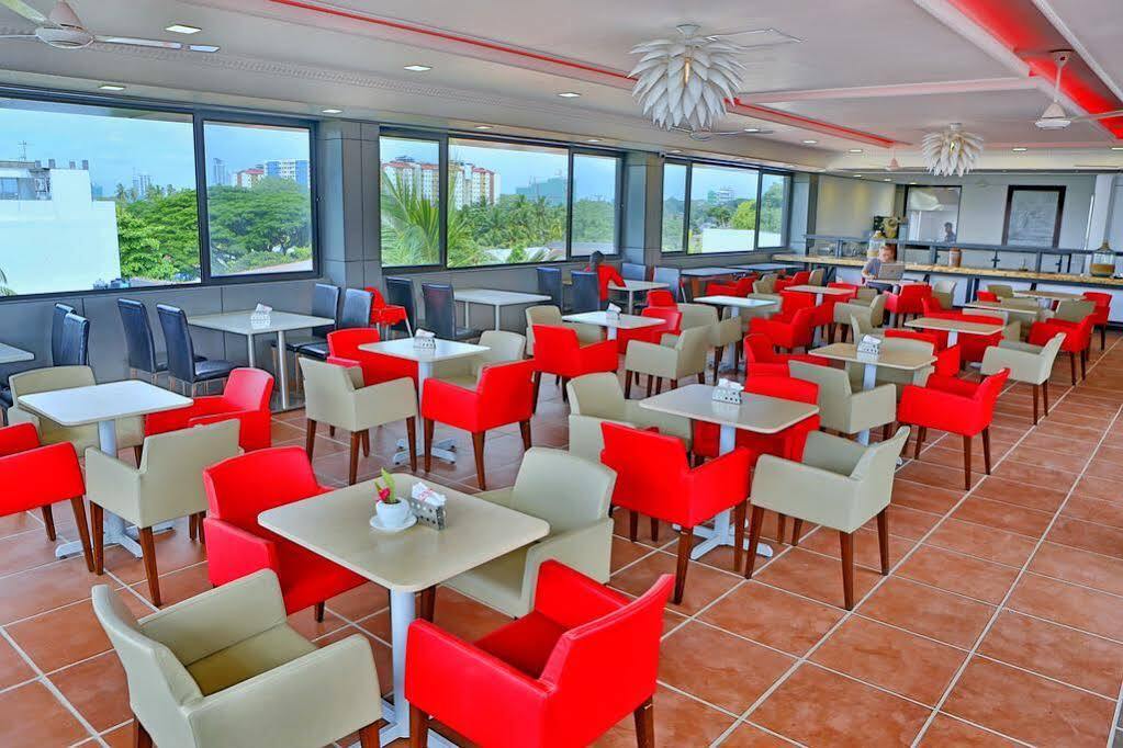Hotel Earl'S Red Colombo Exterior foto